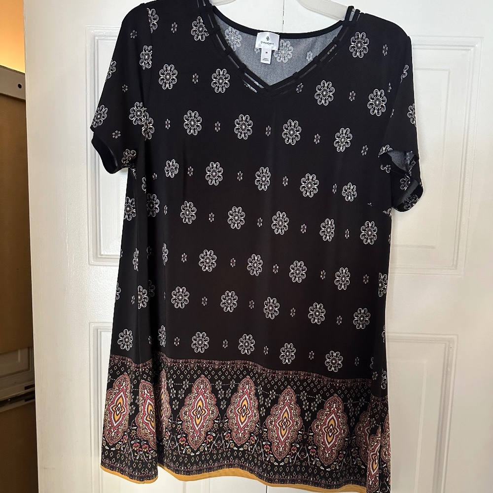 Medium Dress Barn Shirt